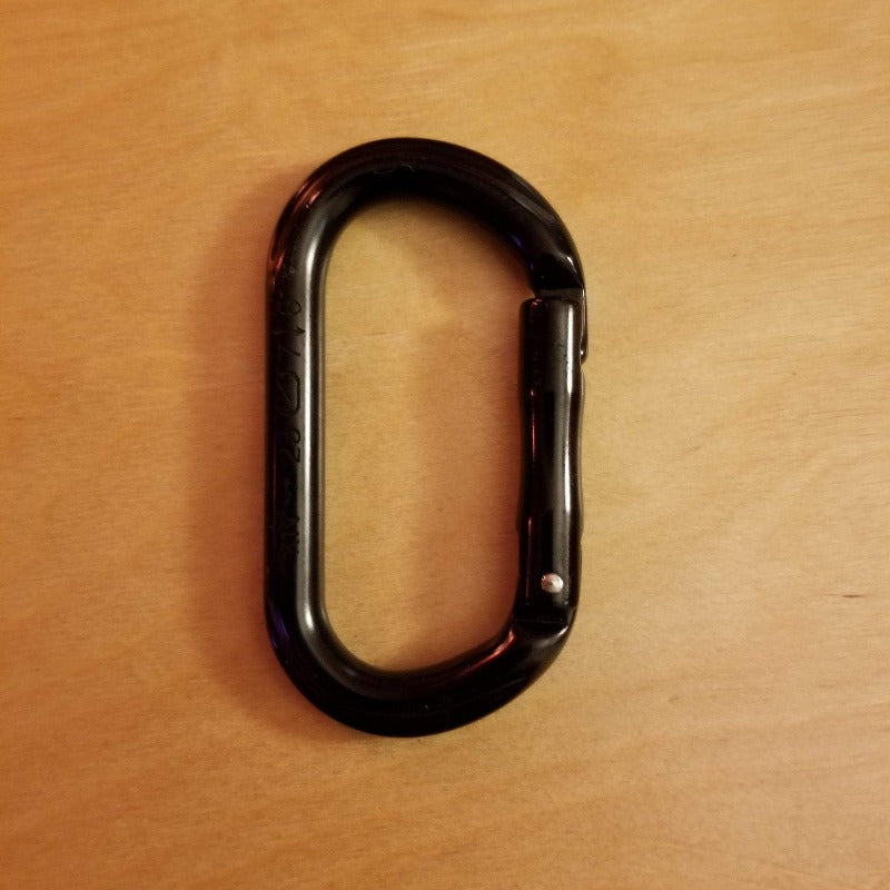 D-shaped carabiner